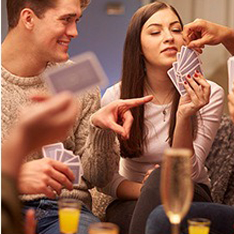 Fun Spanish Playing Cards Bara - огляд і ціна Party Games Jogos